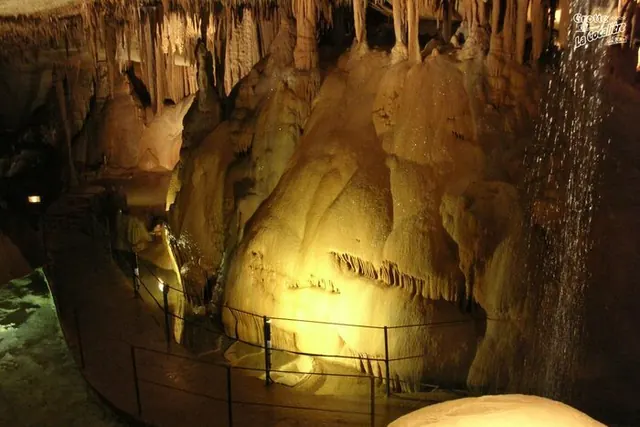 Grotte de La Cocalière : visite virtuelle