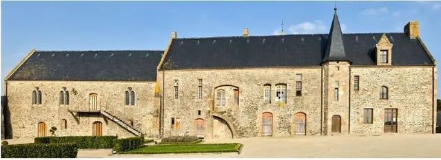 Exposition d'un artisan d'art