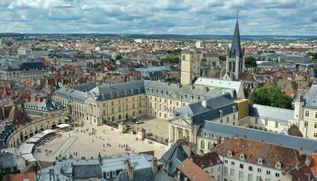 Visite au cœur du palais des ducs et des États de Bourgogne
