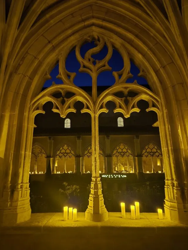 Visite nocturne à la bougie
