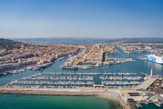 Visite fluviale du port de plaisance