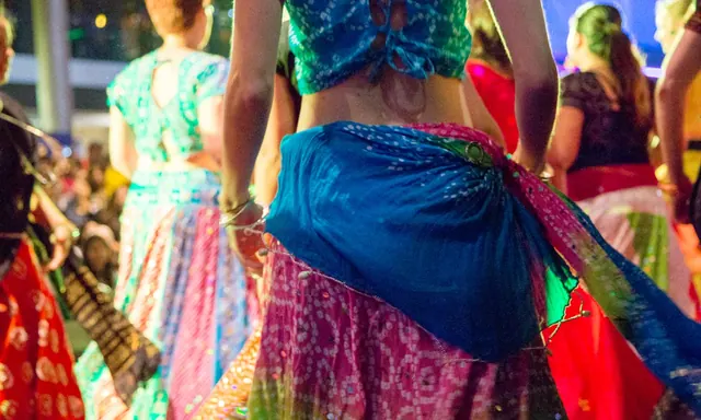 Belly dance