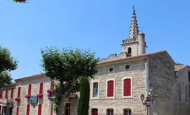 Découverte d'un village au accent de Provence