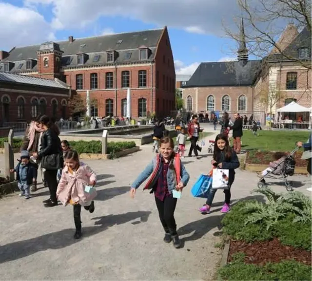 Visite Famille : Découvrez l'exposition en musique (pour les petits et les adultes)