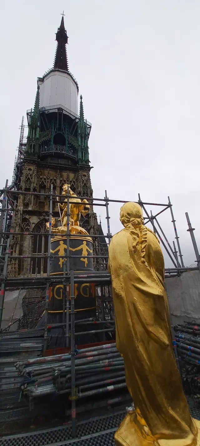 Visite guidée : sauvegarder la cathédrale, un sacré chantier !
