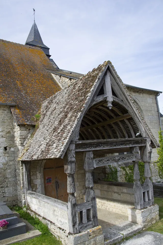 Exposition sur la rénovation du porche
