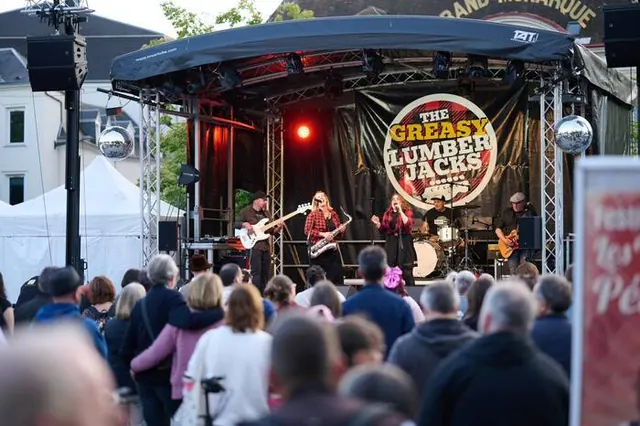 Concert avec le groupe "GREASY LUMBERJACKS"