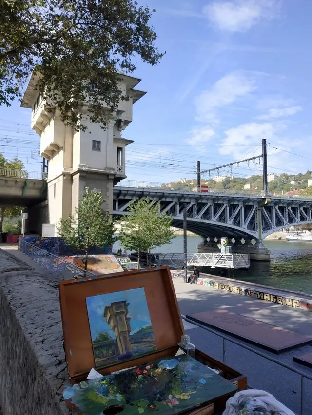 Visite de l'ancien poste d'aiguillage de Lyon-Perrache 1 par l'association Rails et histoire, bâtiment SNCF Réseau