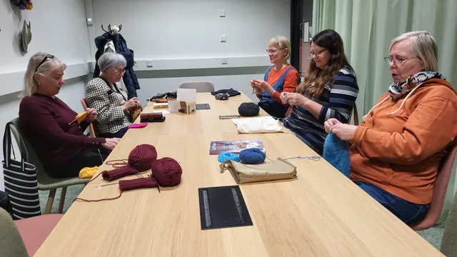 Handicraft club