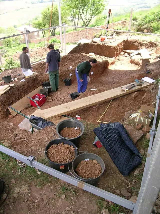 Solutré : 160 ans d'archéologie et de découvertes !