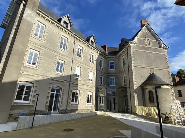 Visite guidée originale - Résidence intergénérationnelle Habitat et Humanisme rue Saint-Rogatien à Nantes.