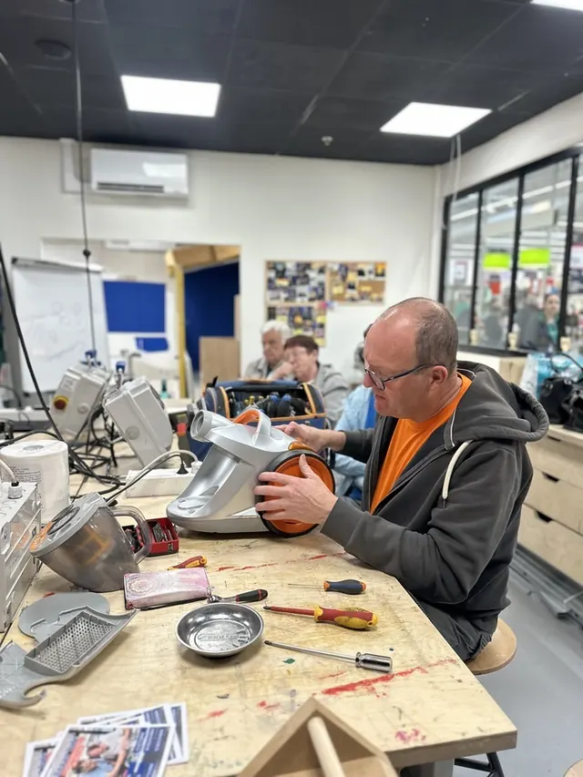 REPAIR CAFE