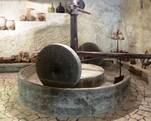 Visite du moulin à huile du Faubourg