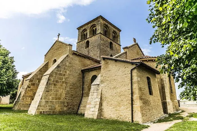 Église romane Saint Marcel d'Iguerande