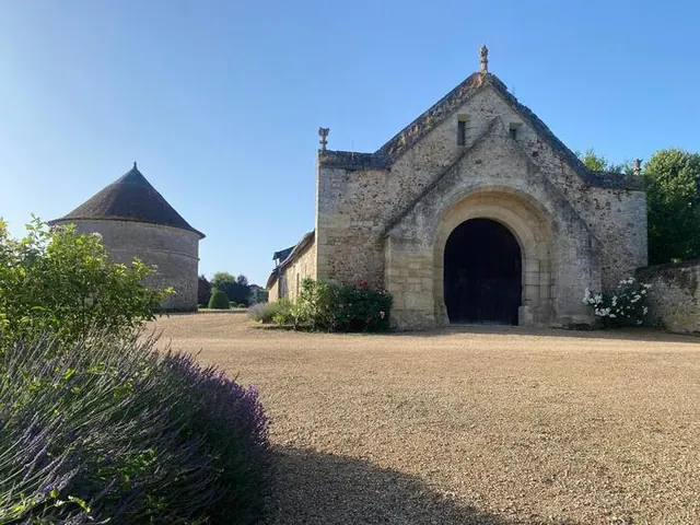 Visite historique du prieuré de Lavaray