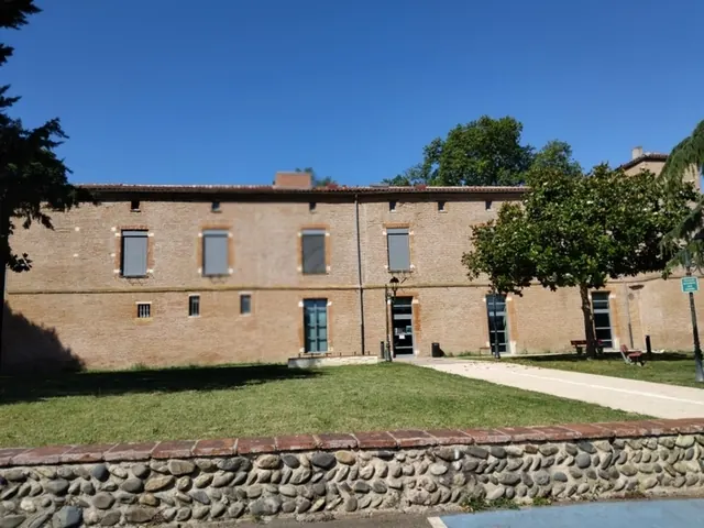 Circuit : sur le sentier du patrimoine à Roquettes