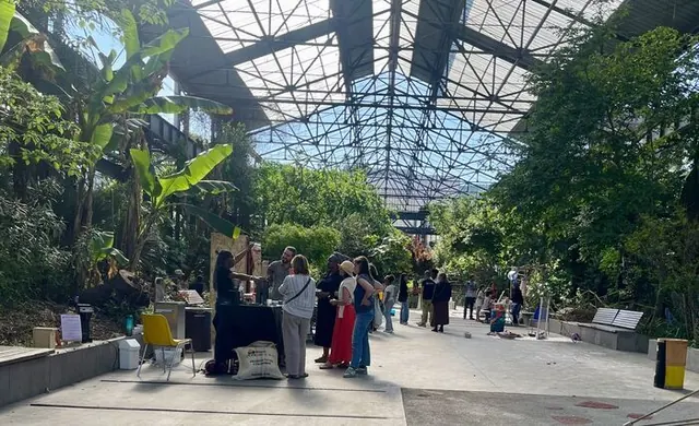 Des Fonderies à la Canopée : mémoire d'un lieu, construction d'un projet collectif