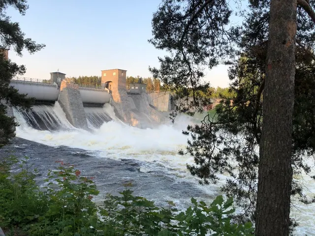Kulttuurikierroksella kotimaassa II