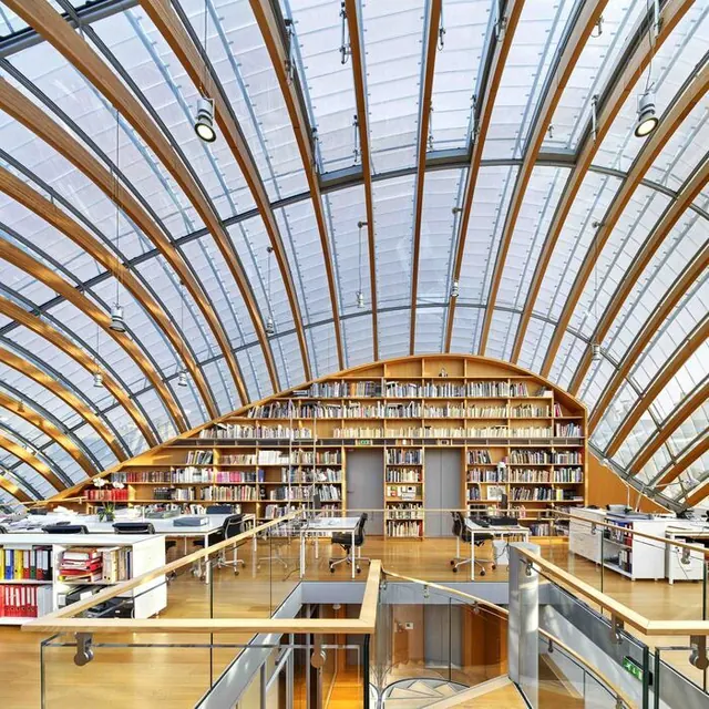 Visite libre du bâtiment de Renzo Piano