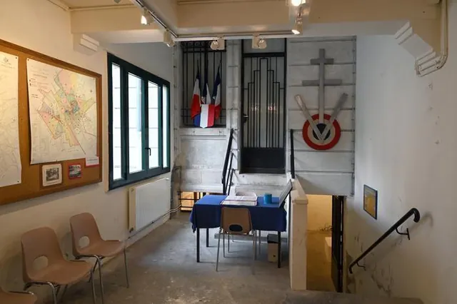 Levez les yeux ! Une visite guidée de l'ancien Siège de la Gestapo